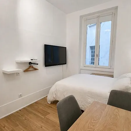 Le Cocon Des Antiquaires - Cosy Et Au Calme Appartement *